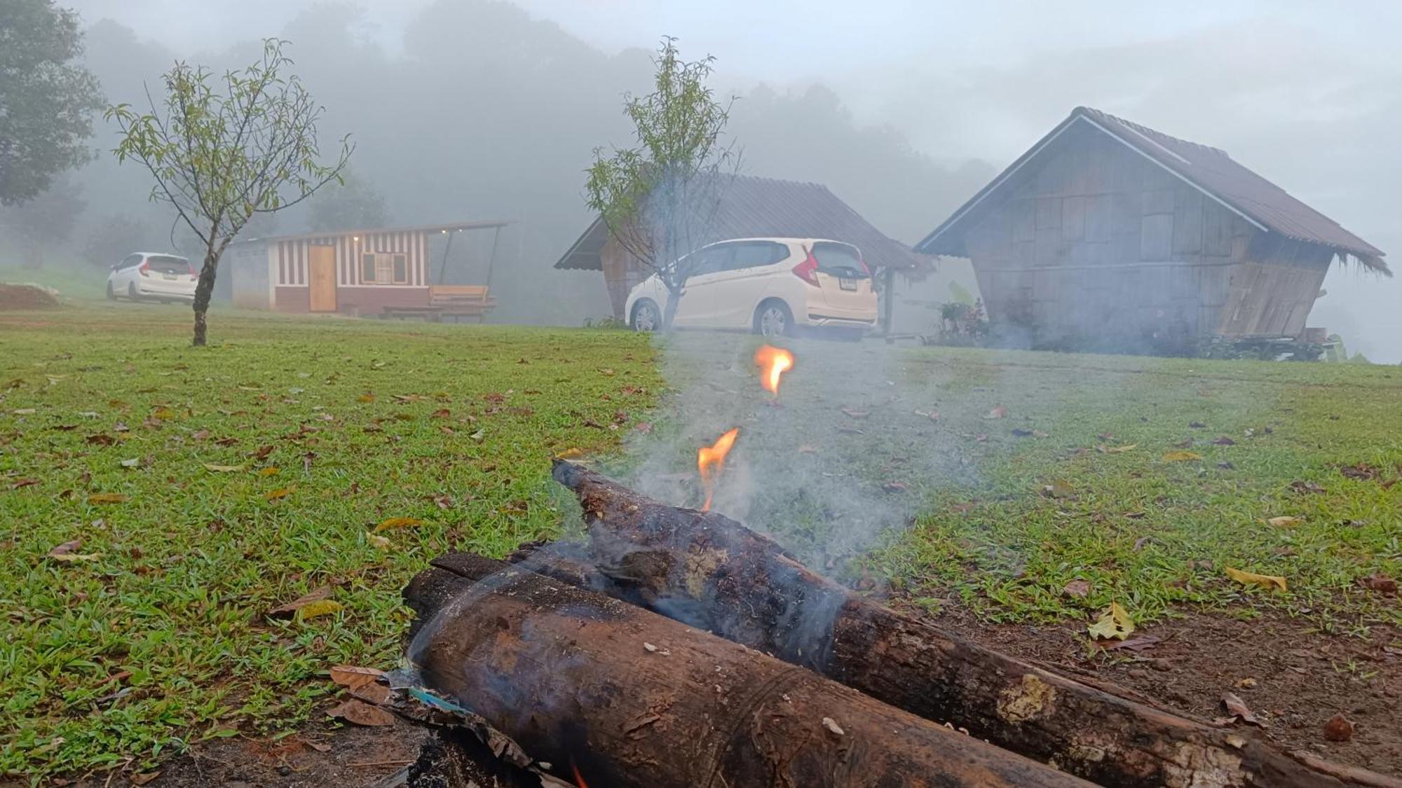 ไร่นิธิสุนทร Nithisoonthon Farmstay Mae Hong Son Ngoại thất bức ảnh