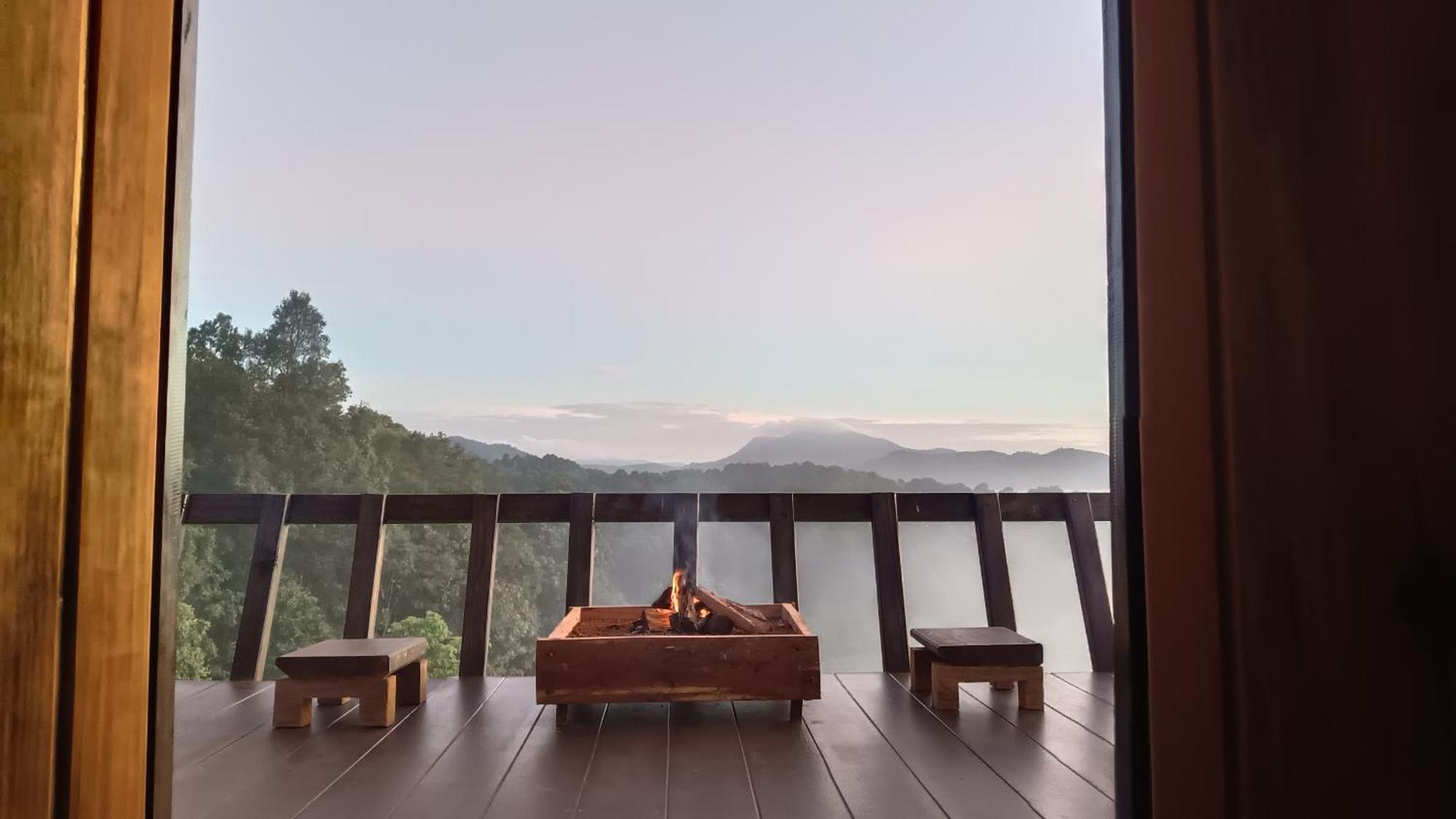 ไร่นิธิสุนทร Nithisoonthon Farmstay Mae Hong Son Ngoại thất bức ảnh