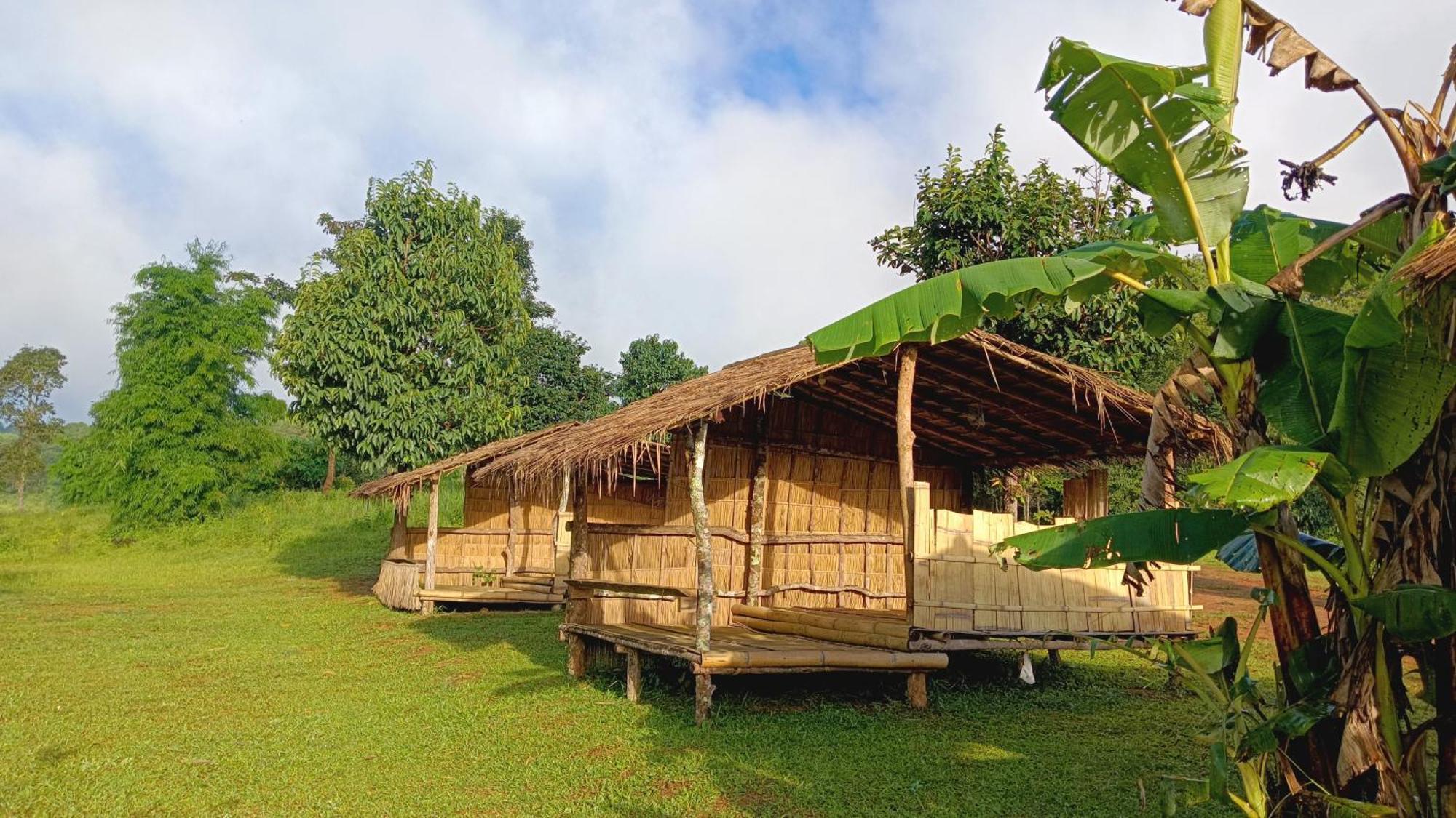 ไร่นิธิสุนทร Nithisoonthon Farmstay Mae Hong Son Ngoại thất bức ảnh