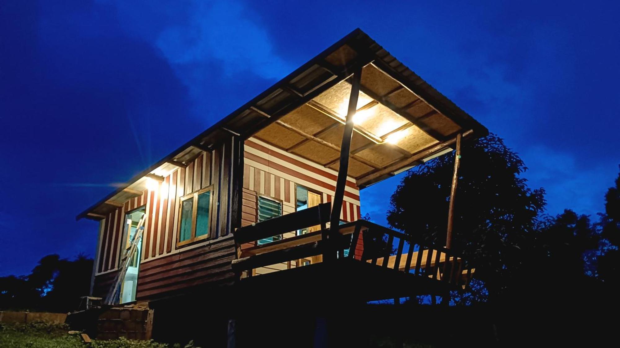 ไร่นิธิสุนทร Nithisoonthon Farmstay Mae Hong Son Ngoại thất bức ảnh