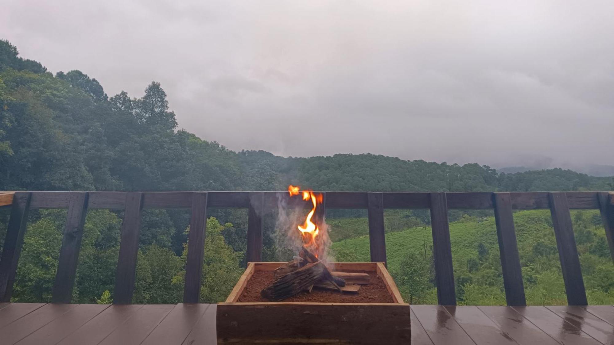 ไร่นิธิสุนทร Nithisoonthon Farmstay Mae Hong Son Ngoại thất bức ảnh