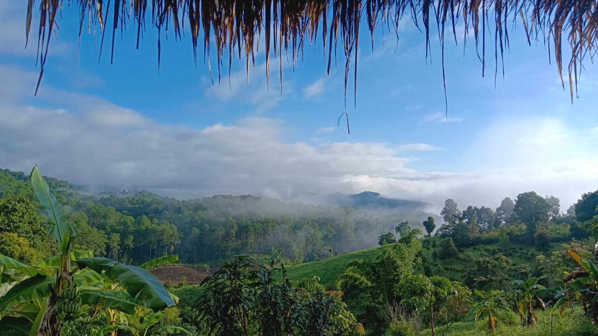 ไร่นิธิสุนทร Nithisoonthon Farmstay Mae Hong Son Ngoại thất bức ảnh
