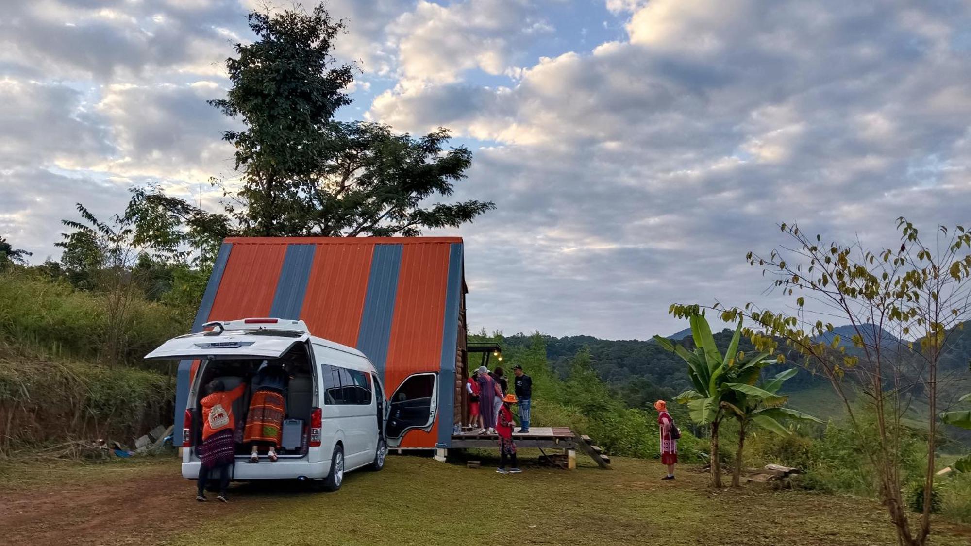 ไร่นิธิสุนทร Nithisoonthon Farmstay Mae Hong Son Ngoại thất bức ảnh