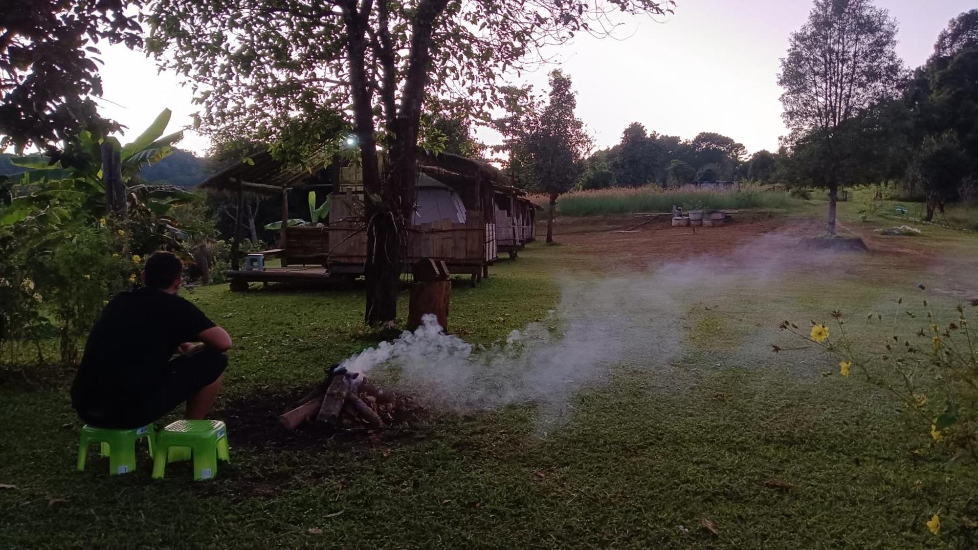 ไร่นิธิสุนทร Nithisoonthon Farmstay Mae Hong Son Ngoại thất bức ảnh