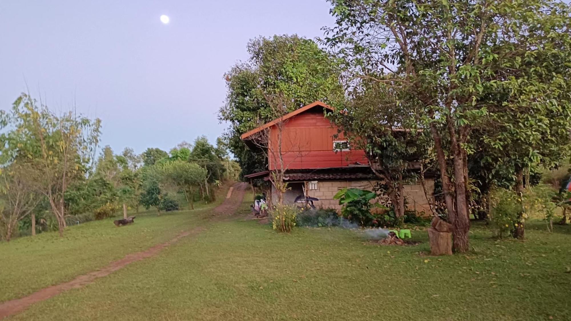 ไร่นิธิสุนทร Nithisoonthon Farmstay Mae Hong Son Ngoại thất bức ảnh